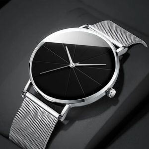 Silver w/ Black Minimalist Gentleman Wrist Watch